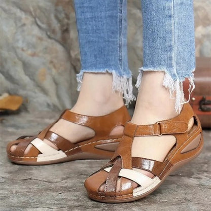 Retro Round Toe Sandals 1